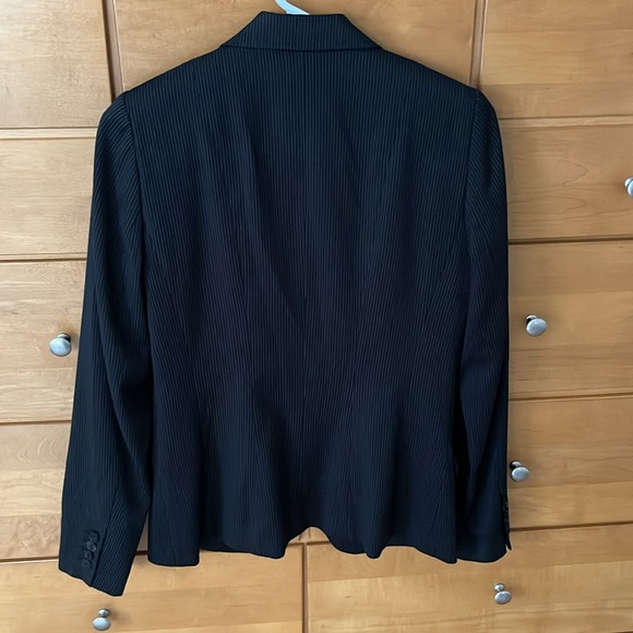 Size 2 Elie Tahari blazer. Black with white pin stripes. - Picture 5 of 5